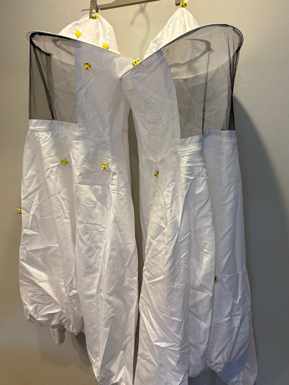 (2) Halloween - Oversized Beekeeping Costumes w/Zip Mesh Hood OS NWT